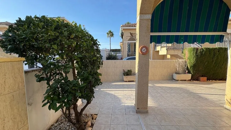 3 bedrooms house for sale , La Florida, Spain No. 31266 № 19