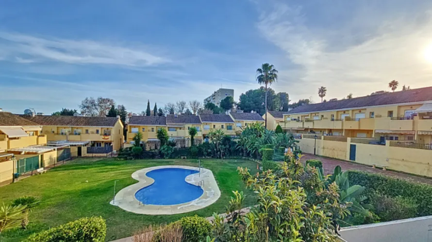 3 bedrooms townhouse for sale , Estepona, Spain No. 31139 № 22