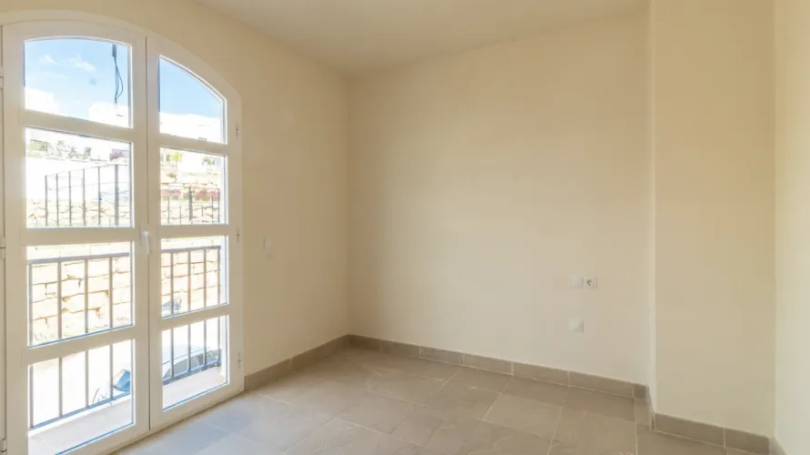 4 bedrooms townhouse for sale , Manilva, Spain No. 30736 № 12