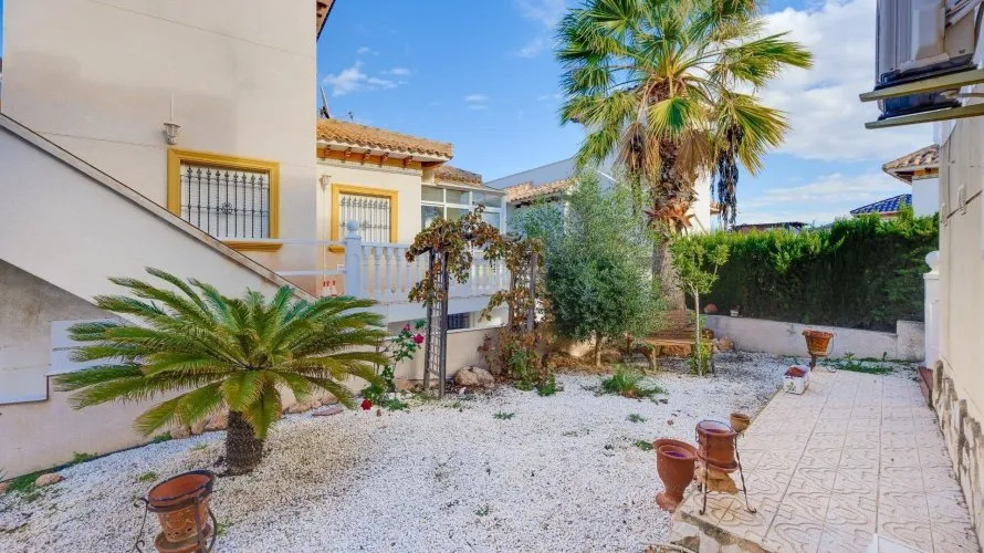 3 bedrooms villa for sale , Playa Flamenca II, Spain No. 31226 № 11