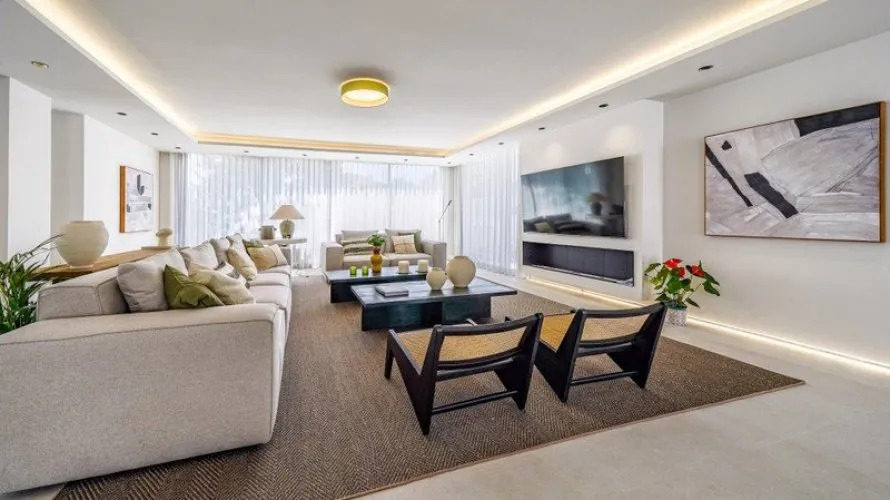 5 bedrooms villa for sale , Nueva Andalucia, Spain No. 30640 № 10