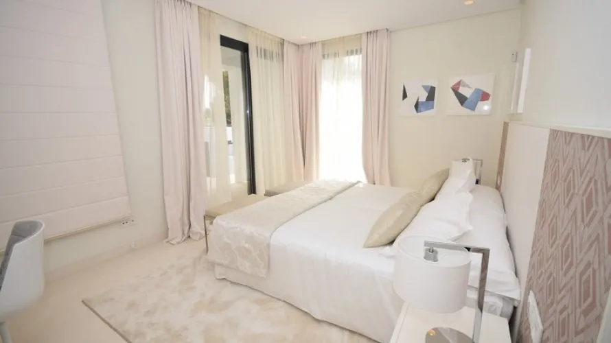 4 bedrooms villa for sale , Nueva Andalucia, Spain No. 31053 № 13