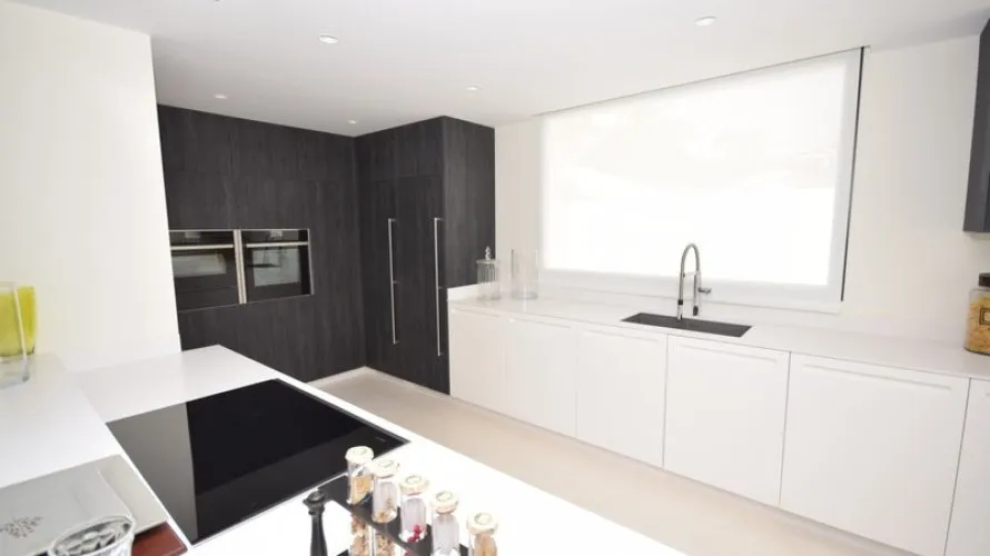 4 bedrooms villa for sale , Nueva Andalucia, Spain No. 31053 № 4