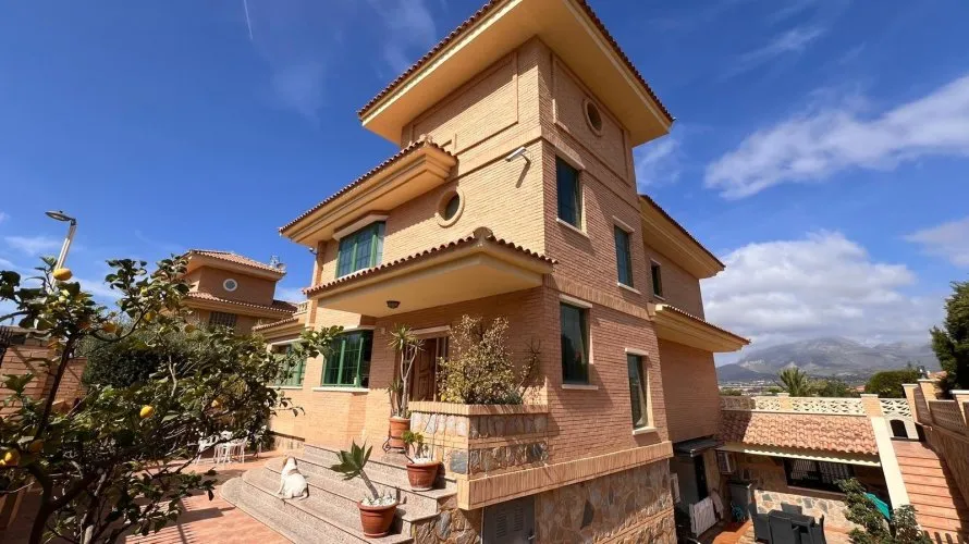 Studio villa for sale , Benidorm, Spain No. 30698 № 3