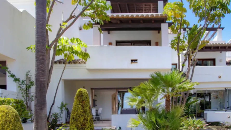 3 bedrooms townhouse for sale , Benahavis, Spain No. 31049 № 24