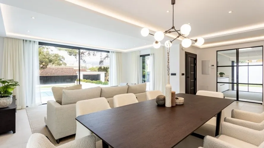 3 bedrooms villa for sale , Marbella, Spain No. 30523