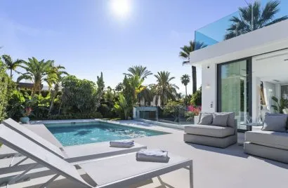 5 bedrooms villa for sale , Nueva Andalucia, Spain No. 30626