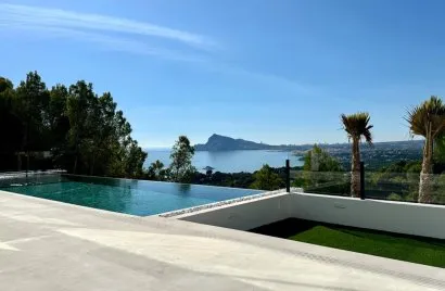 5 bedrooms villa for sale , Zona Altea Hills, Spain No. 30933