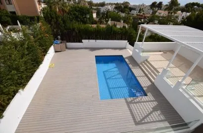 4 bedrooms villa for sale , Nueva Andalucia, Spain No. 31053