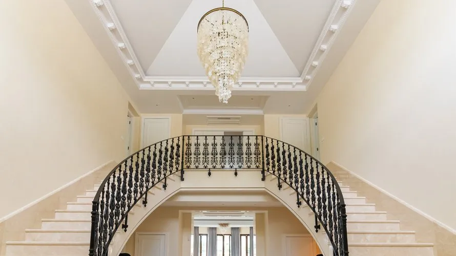 8 bedrooms house for sale , Marbella, Spain No. 31062 № 3