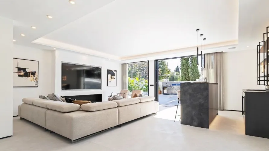 5 bedrooms villa for sale , Nueva Andalucia, Spain No. 30548 № 7