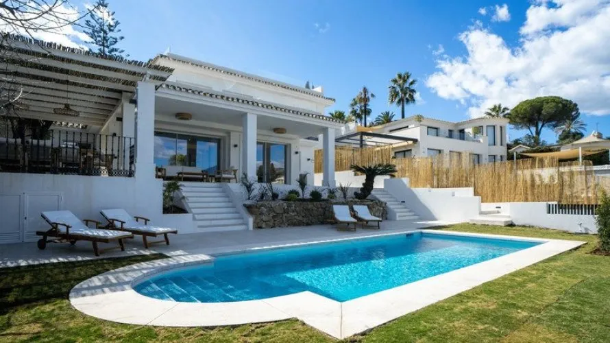 5 bedrooms villa for sale , Nueva Andalucia, Spain No. 30623 № 13