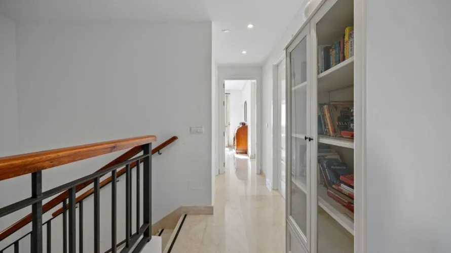 3 bedrooms townhouse for sale , Benahavis, Spain No. 31044 № 18