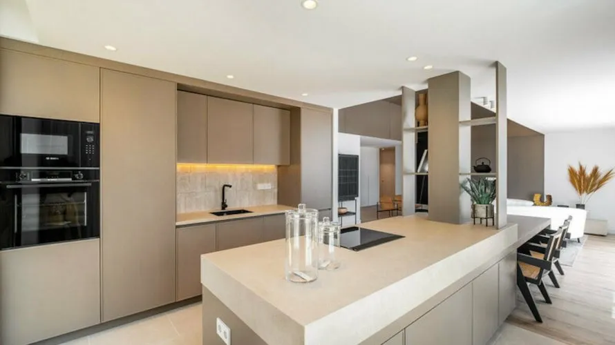 4 bedrooms house for sale , Estepona, Spain No. 30730 № 8