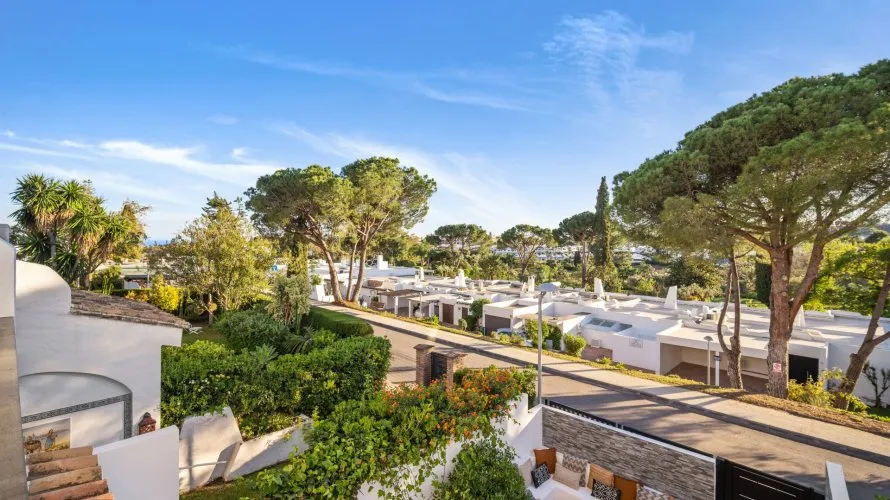 3 bedrooms townhouse for sale , Marbella, Spain No. 30494 № 2