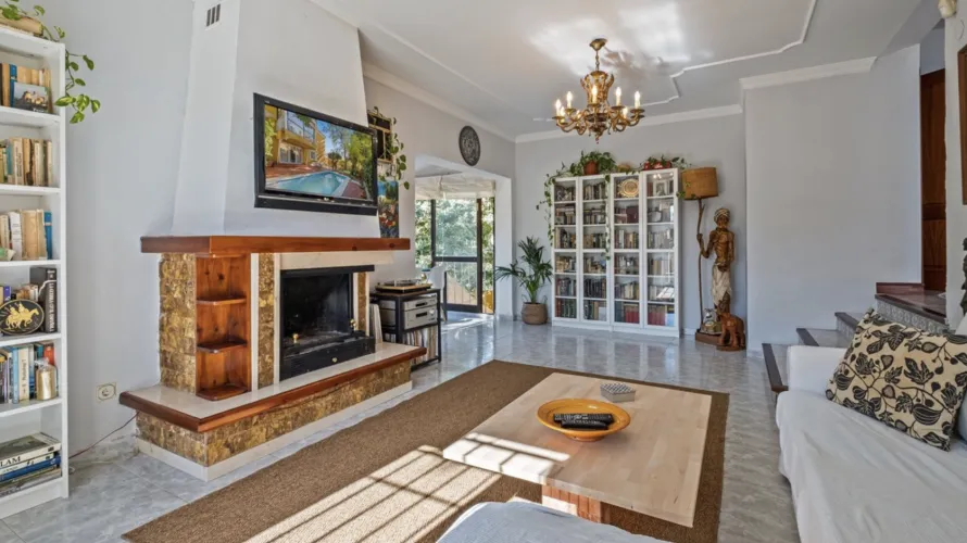 4 bedrooms house for sale , Malaga, Spain No. 31079 № 6