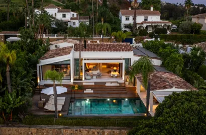 5 bedrooms house for sale , Nueva Andalucia, Spain No. 30726