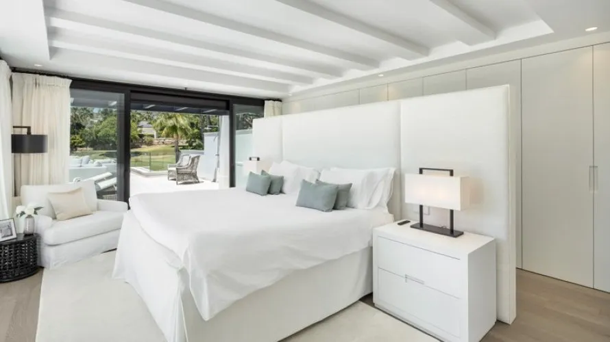 5 bedrooms house for sale , Nueva Andalucia, Spain No. 31061 № 16