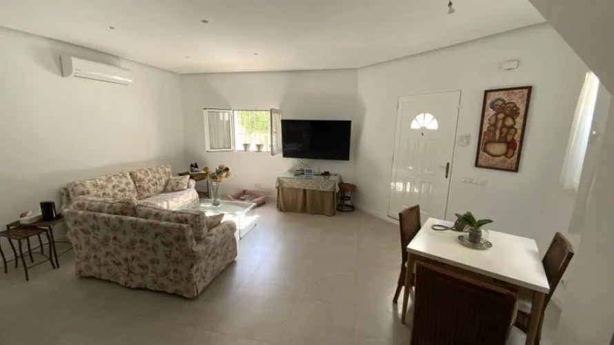 4 bedrooms villa for sale , Marbella, Spain No. 30595