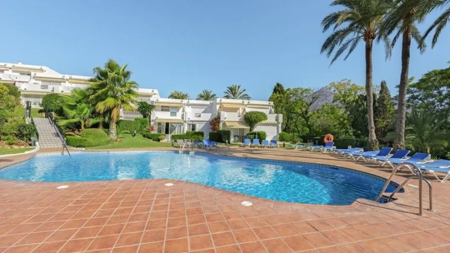 3 bedrooms townhouse for sale , Nueva Andalucia, Spain No. 31181 № 16