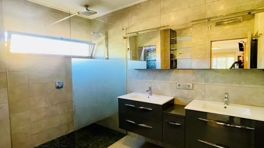 4 bedrooms villa for sale , Torrevieja, Spain No. 30690 № 7