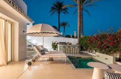 3 bedrooms house for sale , Marbella, Spain No. 31191