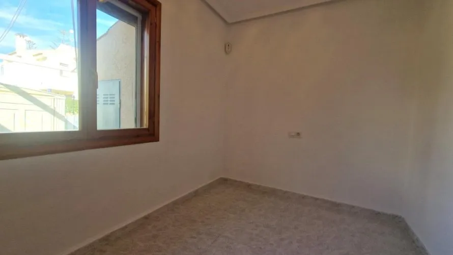 3 bedrooms house for sale , Torrevieja, Spain No. 30720 № 28