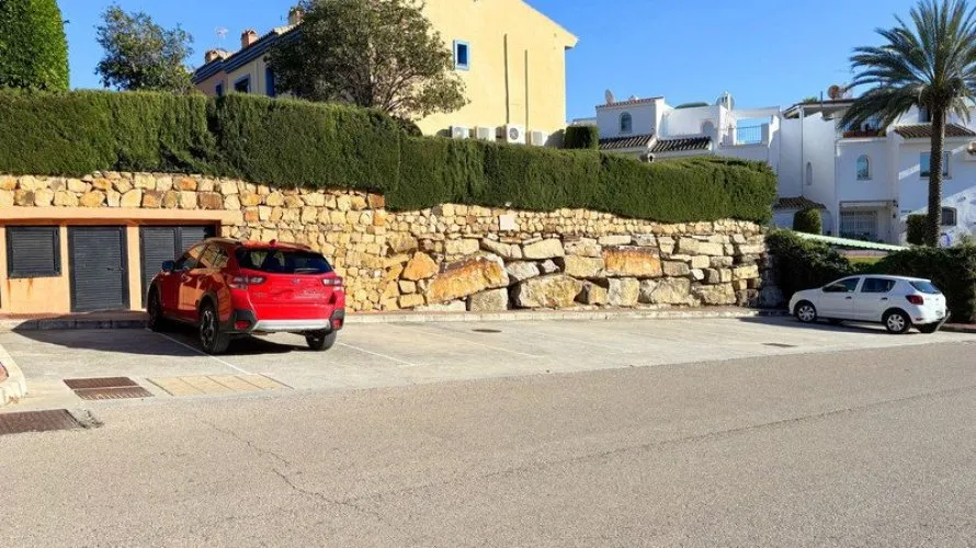 3 bedrooms townhouse for sale , Manilva, Spain No. 30771