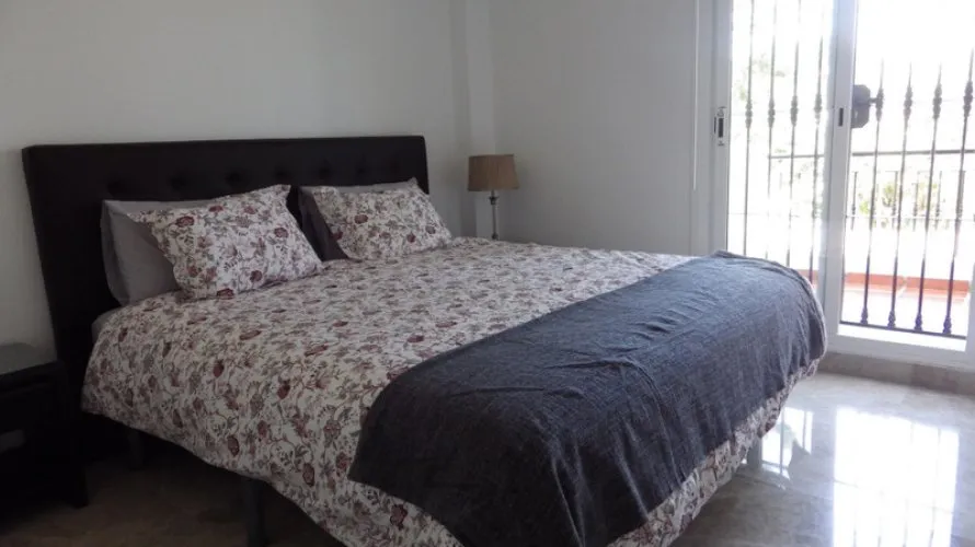 5 bedrooms townhouse for sale , Nueva Andalucia, Spain No. 30589 № 3