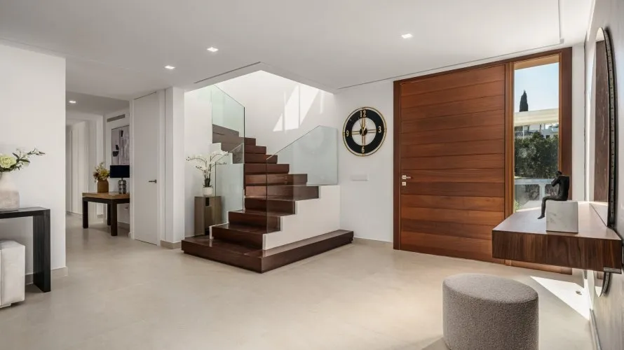 5 bedrooms villa for sale , Nueva Andalucia, Spain No. 30528 № 5