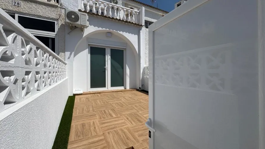 3 bedrooms house for sale , Torrevieja, Spain No. 31103 № 17