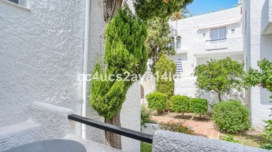 3 bedrooms townhouse for sale , Nueva Andalucia, Spain No. 31068 № 8