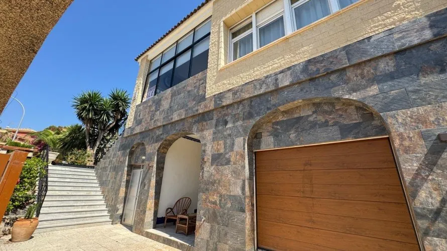 5 bedrooms villa for sale , Campoamor, Spain No. 31034 № 4