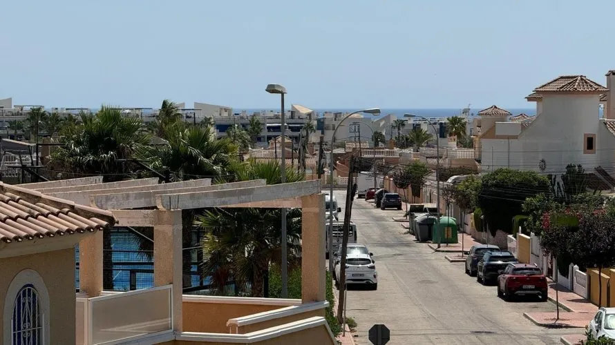 4 bedrooms villa for sale , Playa Flamenca II, Spain No. 31221 № 3