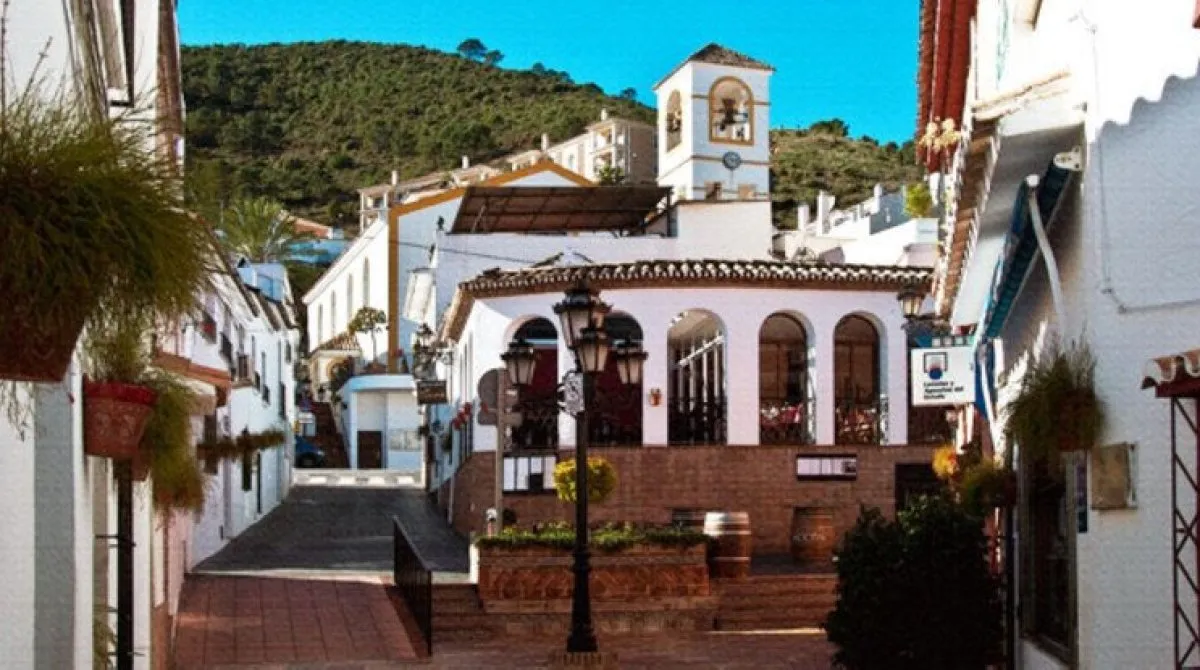 3 bedrooms townhouse for sale , Benahavis, Spain No. 30747