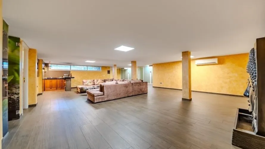 5 bedrooms villa for sale , Torrevieja, Spain No. 31021 № 21