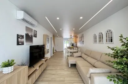 3 bedrooms house for sale , Torrevieja, Spain No. 31103