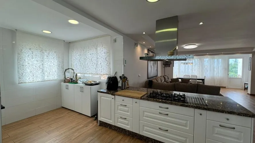 3 bedrooms house for sale , Mijas Costa, Spain No. 30764 № 11