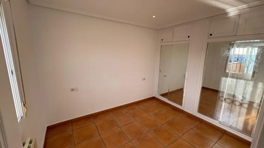 3 bedrooms house for sale , La Florida, Spain No. 31266 № 3