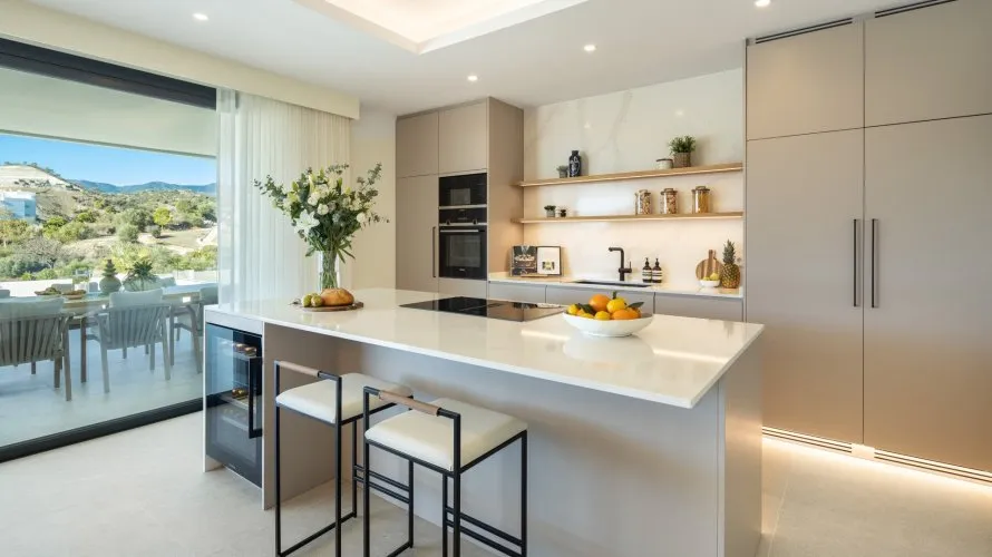 5 bedrooms villa for sale , Estepona, Spain No. 30616 № 4