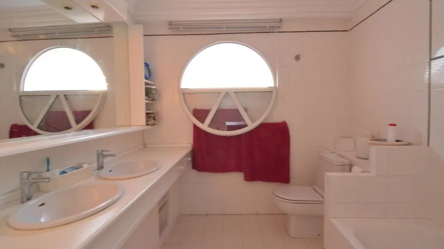 4 bedrooms villa for sale , Torrevieja, Spain No. 30945 № 25