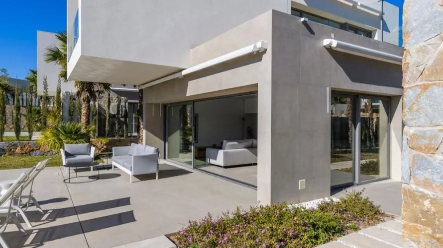 134m² villa for sale , San Miguel de Salinas, Spain No. 30973 № 1