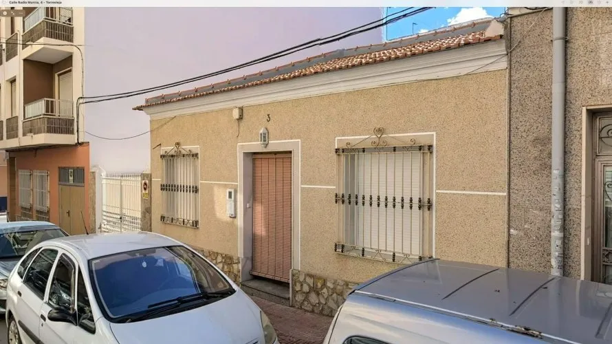 2 bedrooms house for sale , Torrevieja, Spain No. 31010