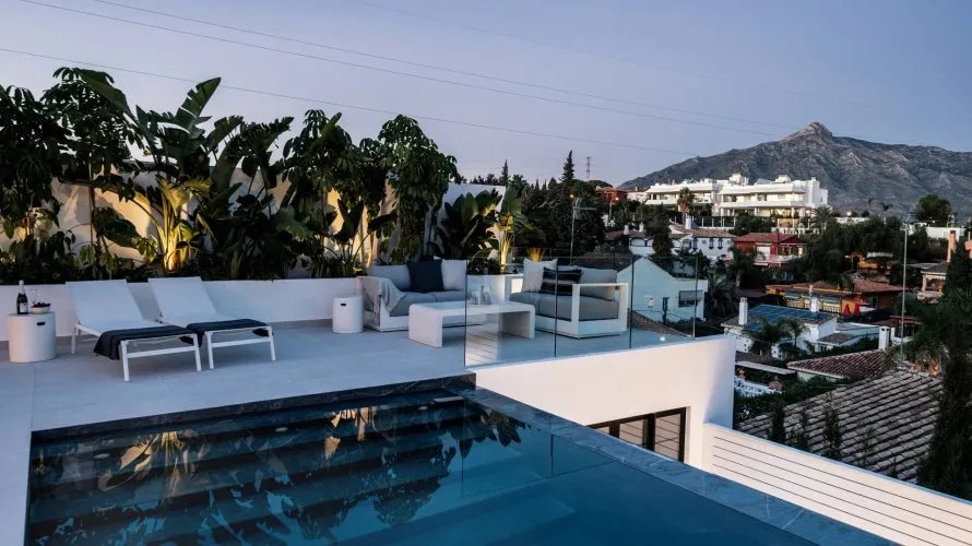 5 bedrooms villa for sale , Nueva Andalucia, Spain No. 30515 № 28