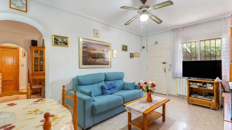 4 bedrooms bungalow for sale , Torrevieja, Spain No. 30684 № 6