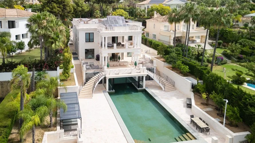 8 bedrooms house for sale , Marbella, Spain No. 31062 № 15