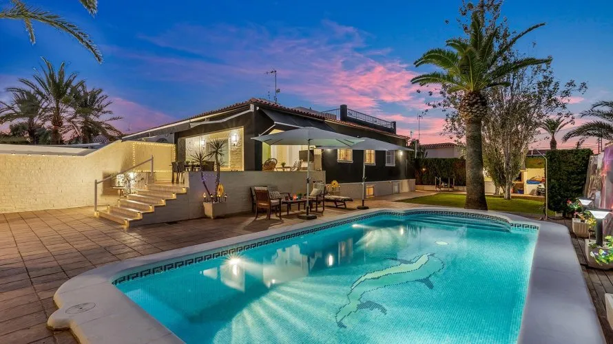 4 bedrooms villa for sale , Torrevieja, Spain No. 31177 № 20