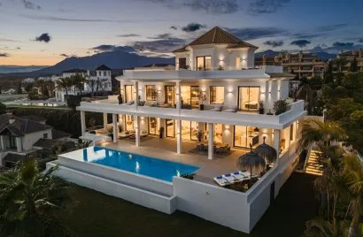 6 bedrooms house for sale , Benahavis, Spain No. 30768