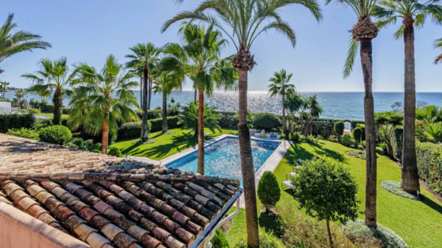 9 bedrooms house for sale , Estepona, Spain No. 30725 № 9