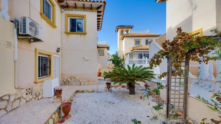 3 bedrooms villa for sale , Playa Flamenca II, Spain No. 31226 № 9